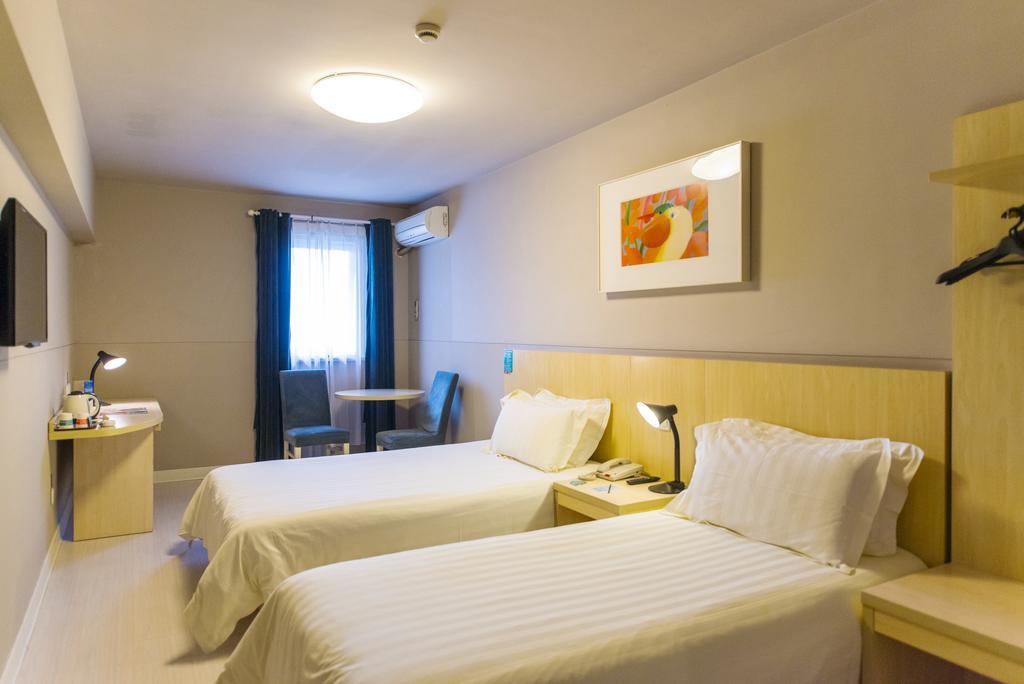 Jinjiang Inn - Yinchuan New Moon Square Екстер'єр фото