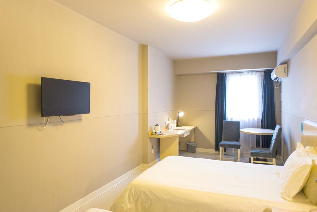 Jinjiang Inn - Yinchuan New Moon Square Екстер'єр фото