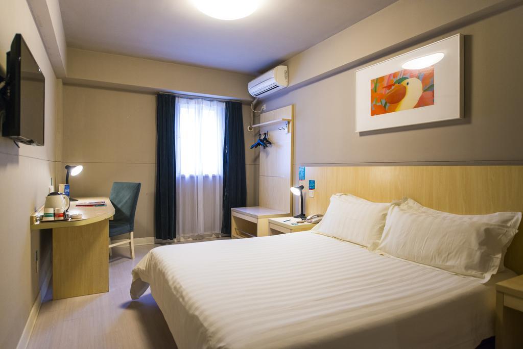 Jinjiang Inn - Yinchuan New Moon Square Екстер'єр фото