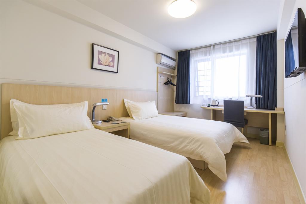 Jinjiang Inn - Yinchuan New Moon Square Екстер'єр фото